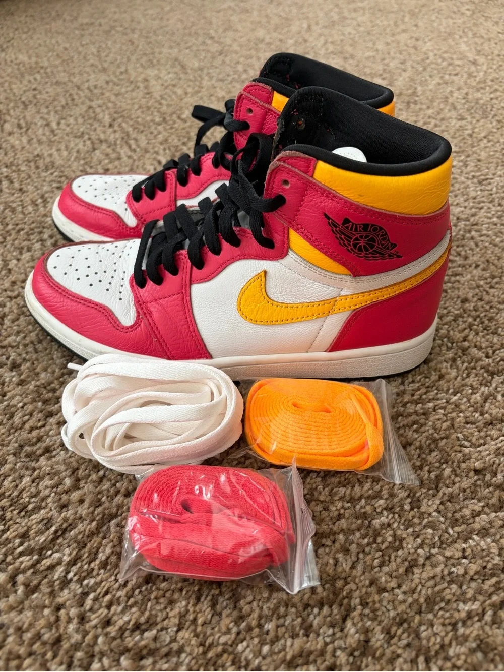 Air Jordan 1 Retro High OG “Light Fusion Red” 2021